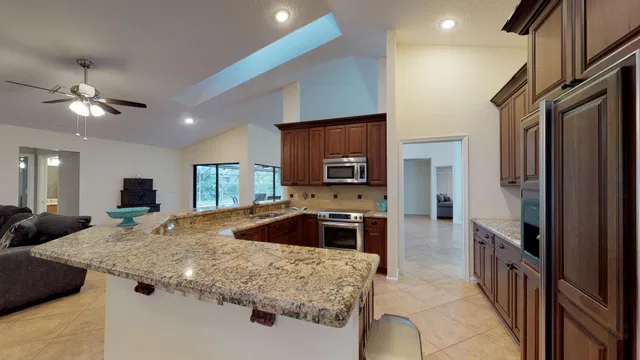  Residence photo 23