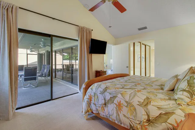 Residence photo 19