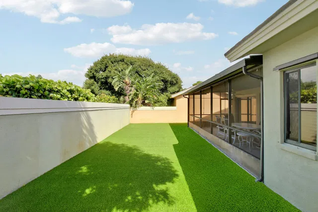 Residence photo 35