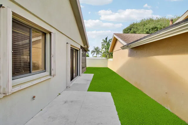 Residence photo 36