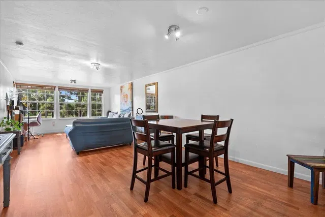  Residence photo 6