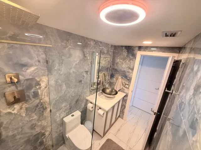 Unit 108 photo 11