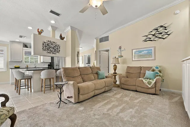 Residence photo 6