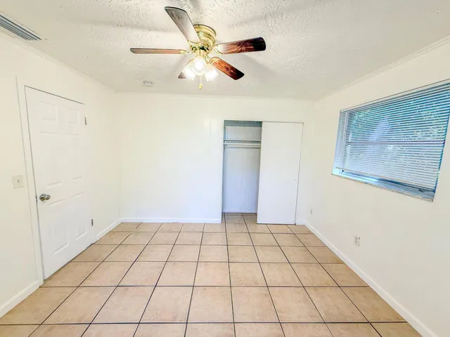 Residence photo 7