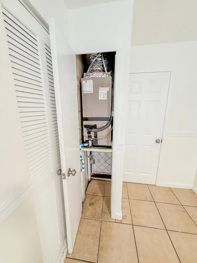 Residence photo 10