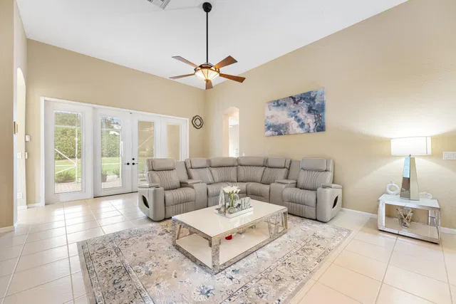 Residence photo 10