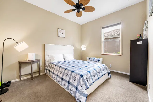 Residence photo 26