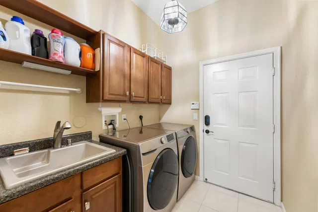 Residence photo 29