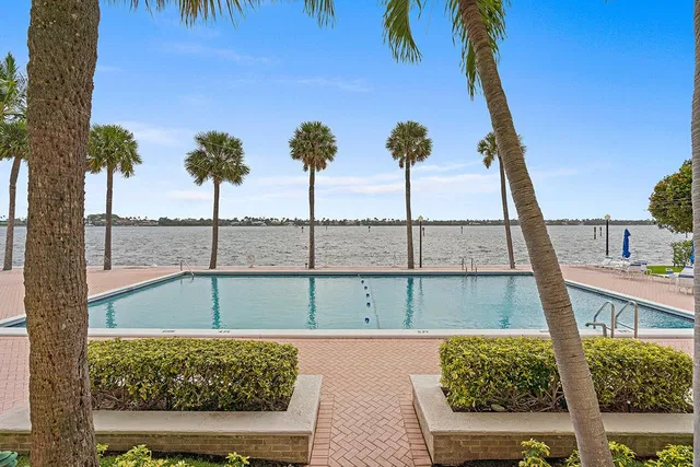 2600 N Flagler Unit 212 photo 11