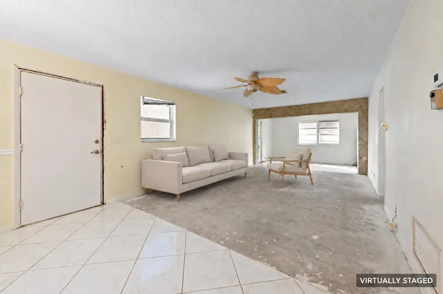  Residence photo 4
