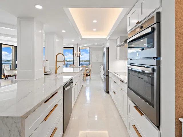 Singer Island Unit 12-C photo 5