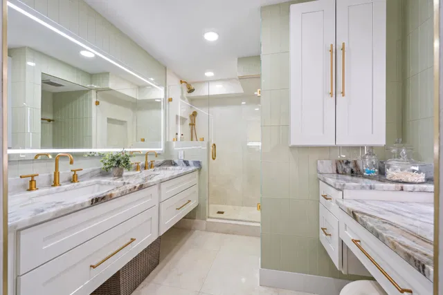 Singer Island Unit 12-C photo 17