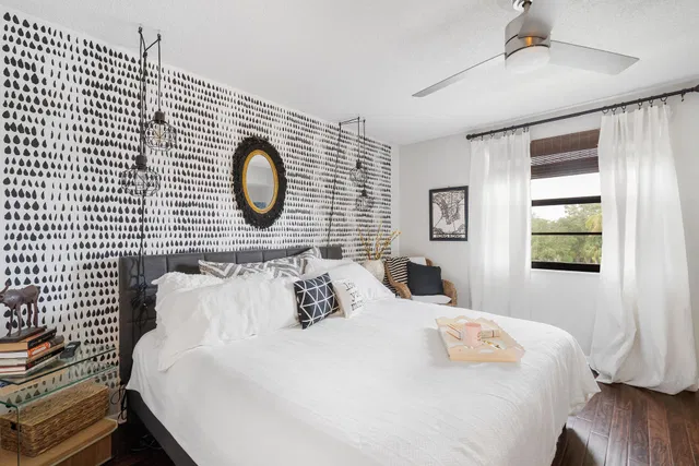  Unit 403 photo 15