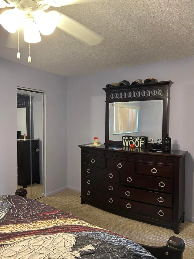 Unit 170 photo 6