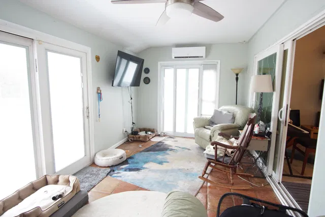 Residence photo 5