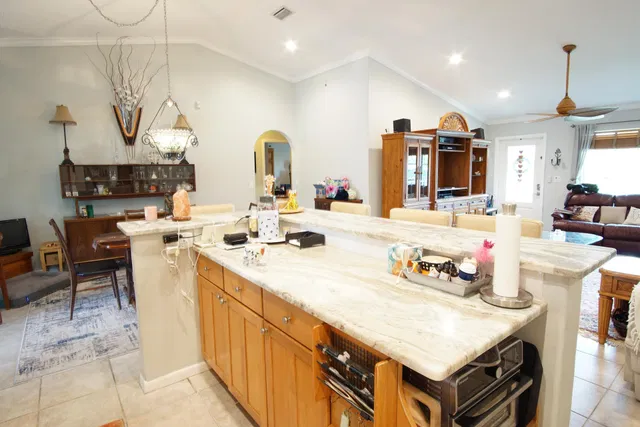 Residence photo 9