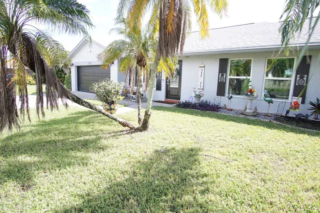 Residence photo 16