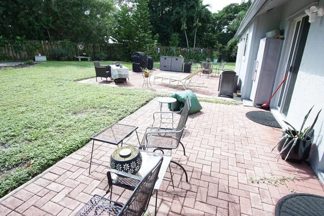 Residence photo 19