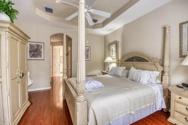 Residence photo 19