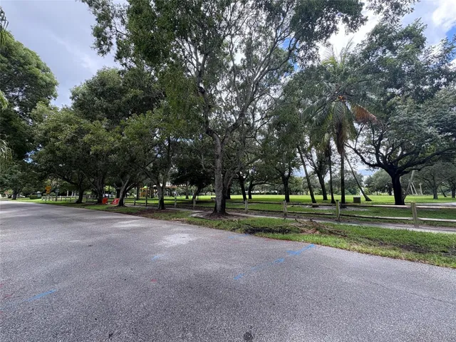 West Palm Beach Residence photo 15