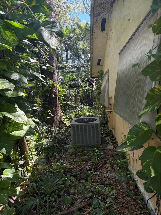 West Palm Beach Residence photo 25