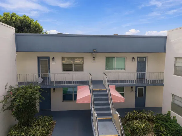  Residence photo 30