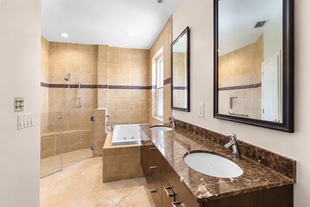 Residence photo 9