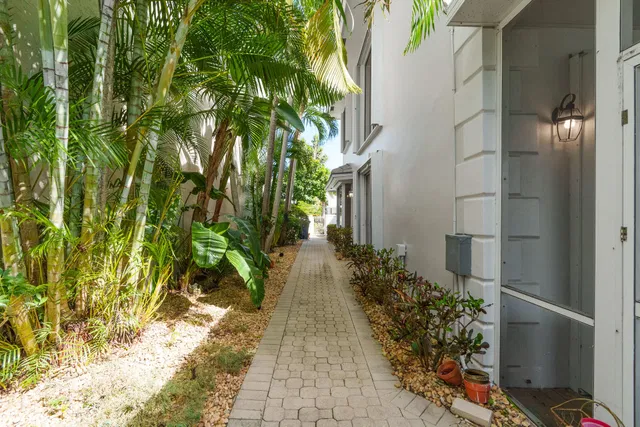 Residence photo 10
