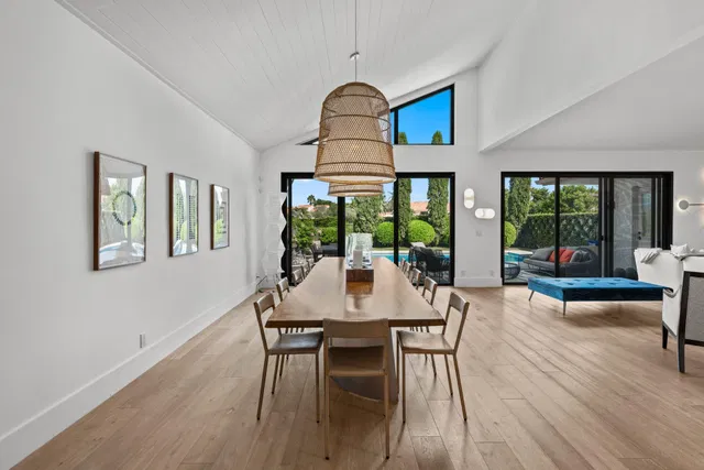 Windsor Way Residence photo 5