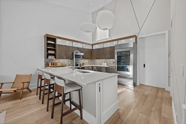 Windsor Way Residence photo 12