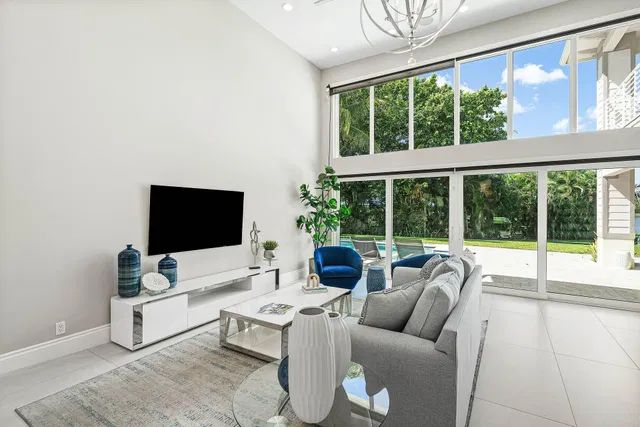 Residence photo 15