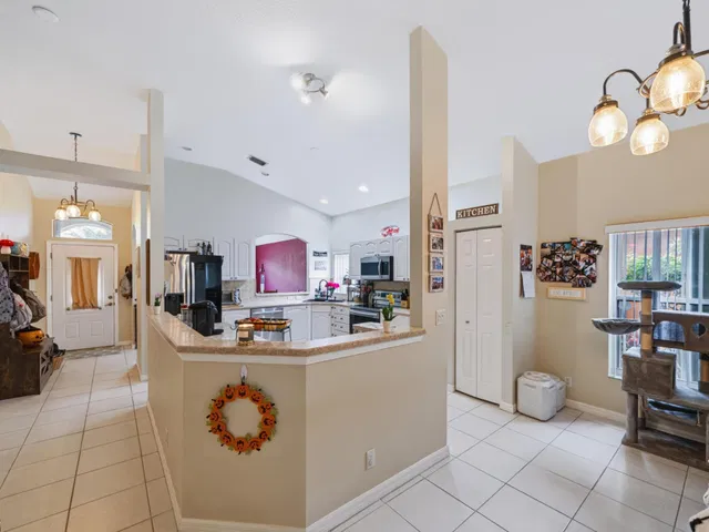 Residence photo 10