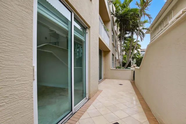 Townsend Place Unit 602 photo 26
