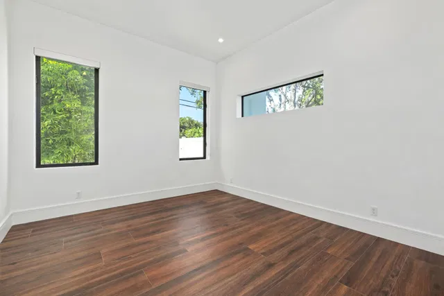 Residence photo 17