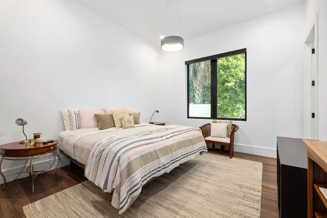 Residence photo 18