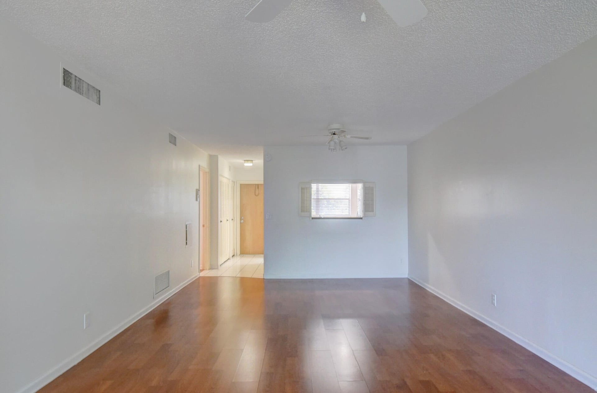 Unit 408 photo 13