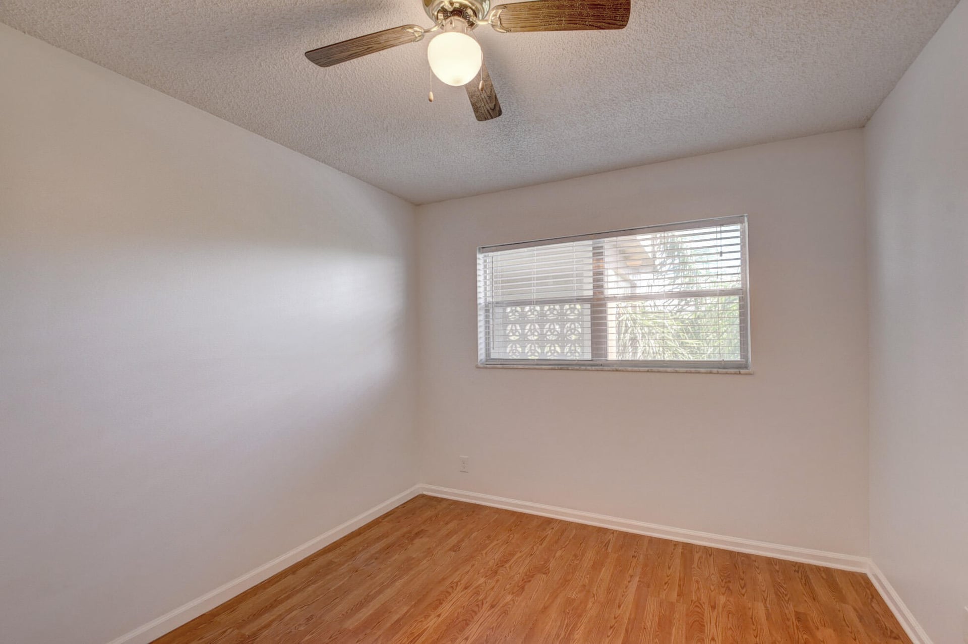 Unit 408 photo 20