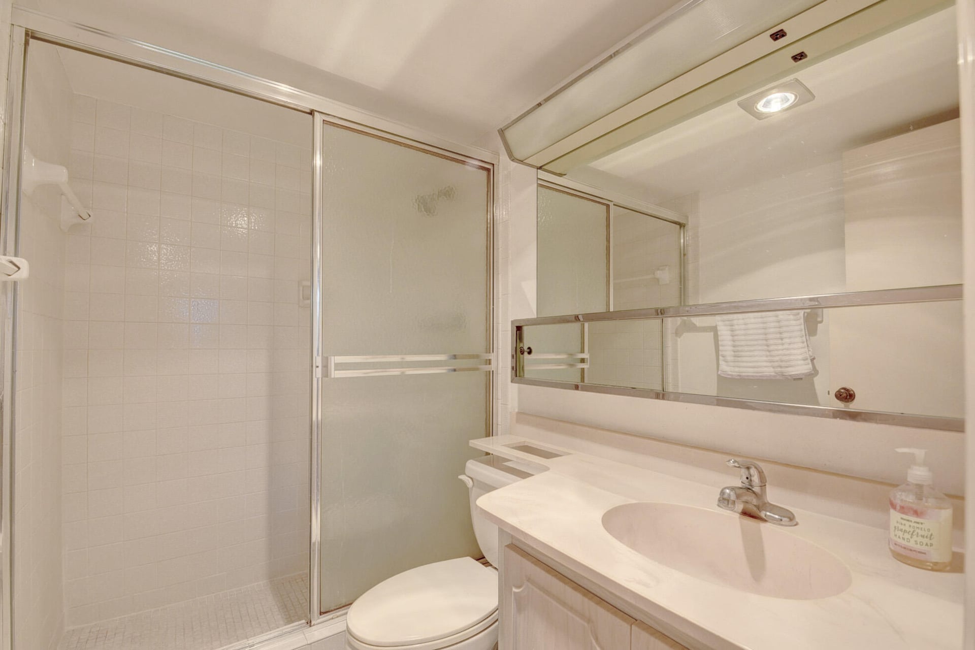 Unit 408 photo 24
