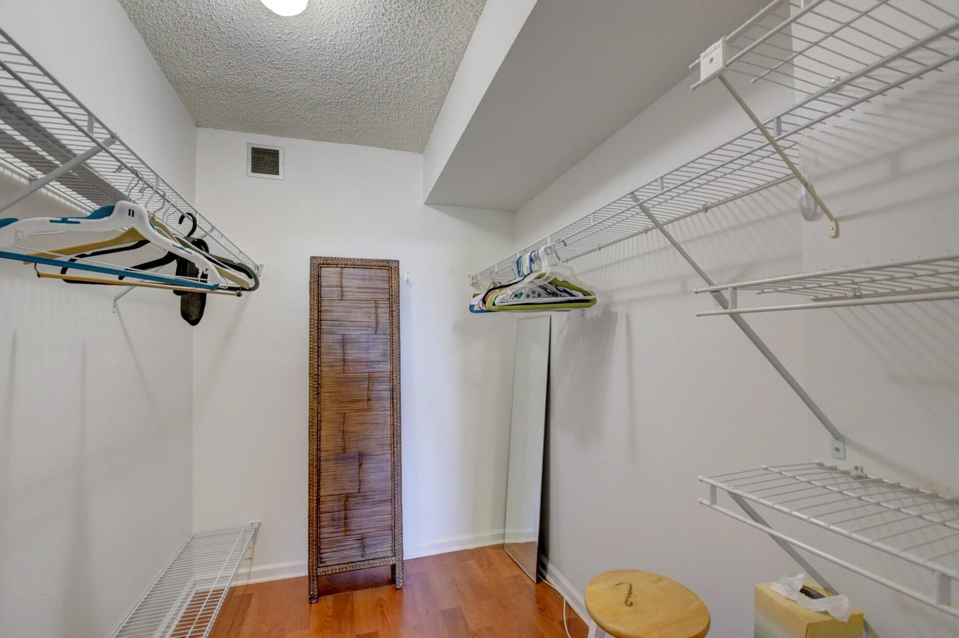 Unit 408 photo 29