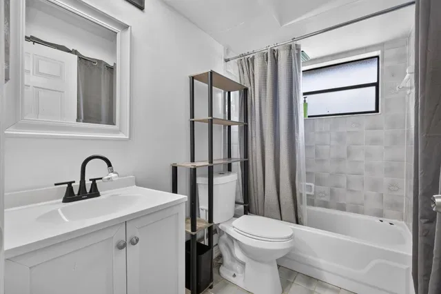 Residence photo 19