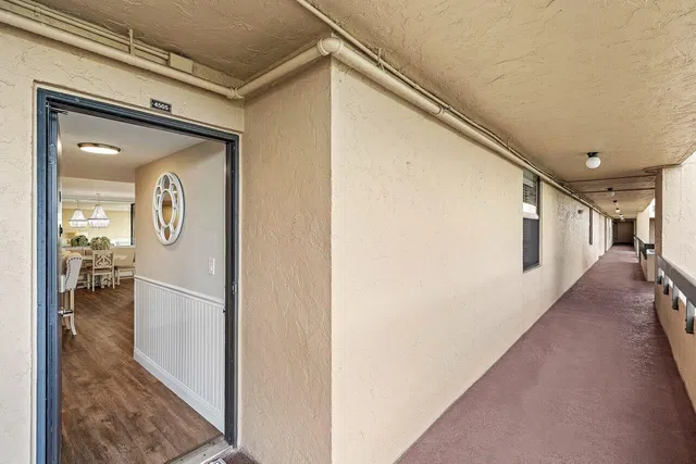 Unit 4505 photo 2