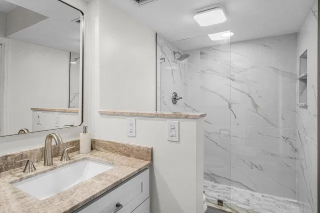 Unit 4505 photo 25