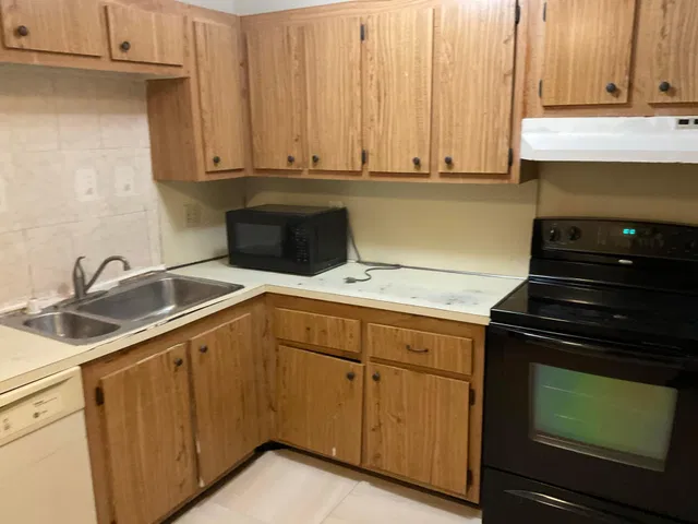  Residence photo 6