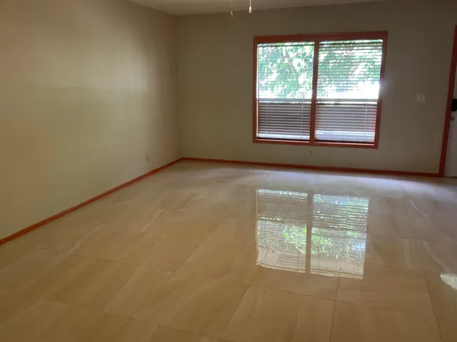  Residence photo 11