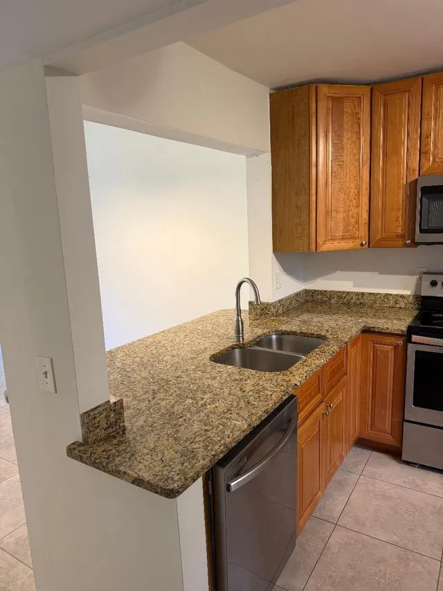 Unit 203 photo 2