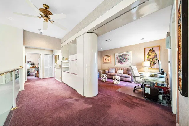  Residence photo 19