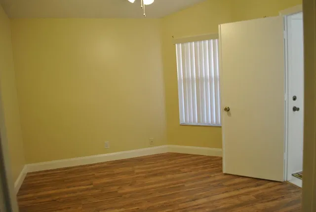 Residence photo 5