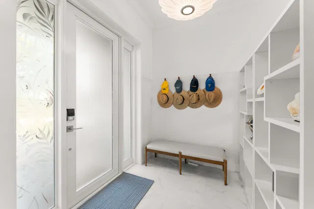 Residence photo 5