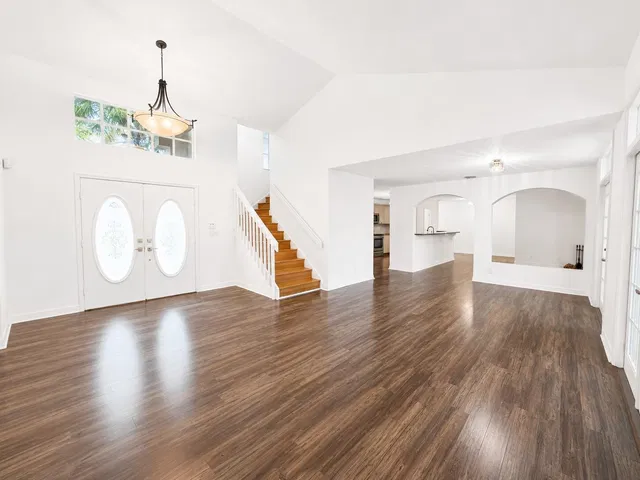 Residence photo 5