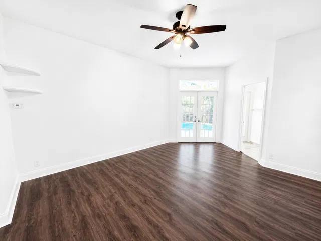 Residence photo 7